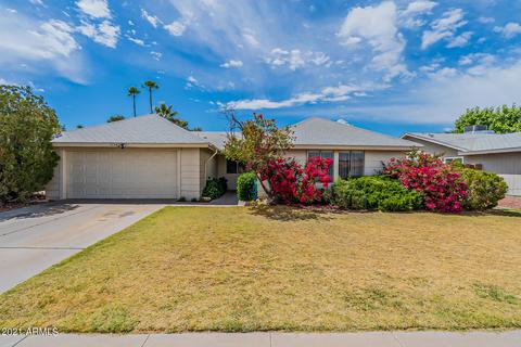 11842 S Eagleman Dr, Phoenix, AZ 85044 photo 1