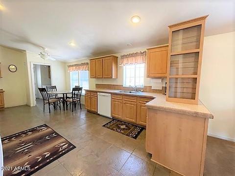 518 N Desert View Dr, Apache Junction, AZ 85120 photo 8