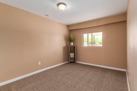 2122 E Carver Dr, Phoenix, AZ 85040 photo 5