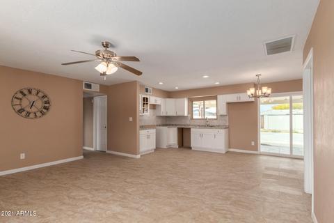 2122 E Carver Dr, Phoenix, AZ 85040 photo 2