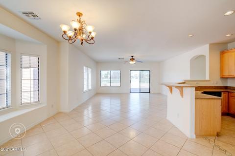 7047 S Golfside Ln, Phoenix, AZ 85042 photo 3