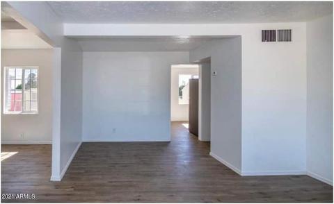 105 Cochise Dr, Bisbee, AZ 85603 photo 2