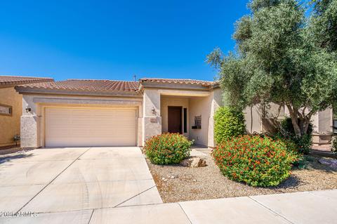 4484 E Carob Dr, Gilbert, AZ 85298 photo 1