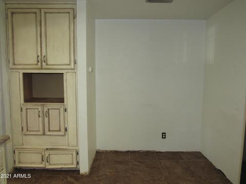 51 E Valencia Dr, Phoenix, AZ 85042 photo 24