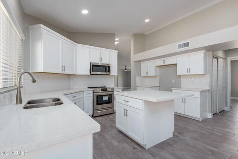 3931 E Cholla Canyon Dr, Phoenix, AZ 85044 photo 7