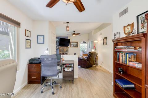 4550 E Wescott Dr, Phoenix, AZ 85050 photo 16