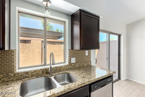 1320 E Bethany Home Rd #60, Phoenix, AZ 85014 photo 11