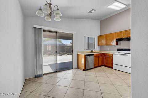 1077 E Graham Ln, Apache Junction, AZ 85119 photo 9