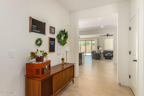 2821 E Russell St, Mesa, AZ 85213 photo 4
