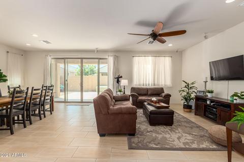 2821 E Russell St, Mesa, AZ 85213 photo 9