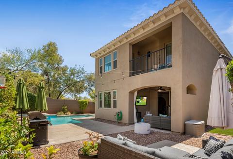 3988 E Robin Ln, Phoenix, AZ 85050 photo 5