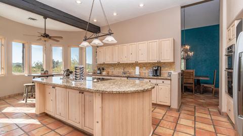 902 E Waltann Ln, Phoenix, AZ 85022 photo 7