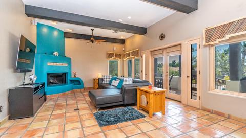 902 E Waltann Ln, Phoenix, AZ 85022 photo 11