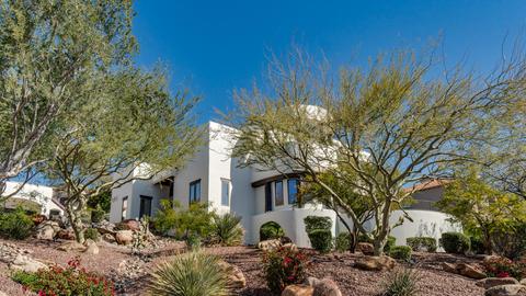 902 E Waltann Ln, Phoenix, AZ 85022 photo 2