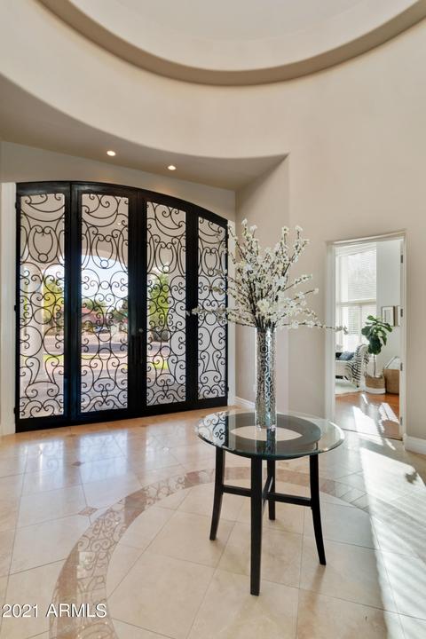 920 E Carver Rd, Tempe, AZ 85284 photo 4