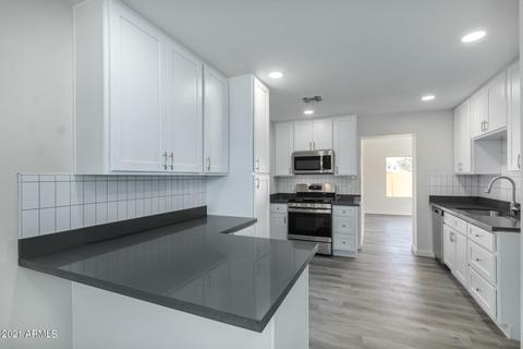 2086 E 10th St, Tempe, AZ 85281 photo 5