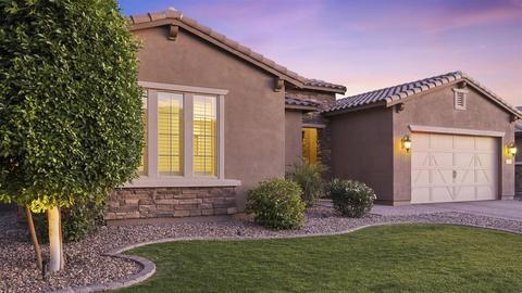 3533 E Penedes Dr, Gilbert, AZ 85298 photo 2