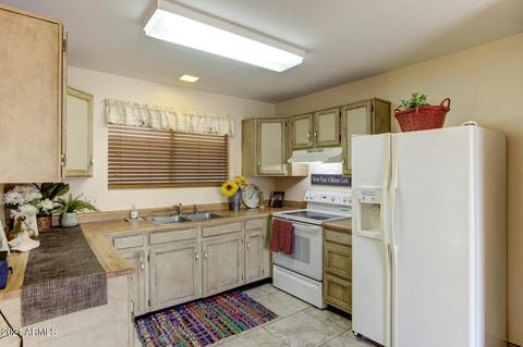 947 Escuda Dr, Phoenix, AZ 85024 photo 10