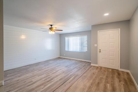 2129 E Apollo Ave, Tempe, AZ 85283 photo 6
