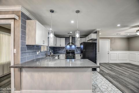 5743 E Casper Rd, Mesa, AZ 85205 photo 3