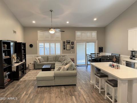 2079 E Huron Ct, Gilbert, AZ 85234 photo 4
