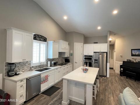 2079 E Huron Ct, Gilbert, AZ 85234 photo 5