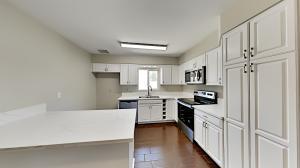 2136 E Greenway Dr, Tempe, AZ 85282 photo 7