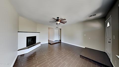 2136 E Greenway Dr, Tempe, AZ 85282 photo 2