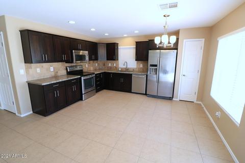 3025 E Blackhawk Dr, Phoenix, AZ 85050 photo 3