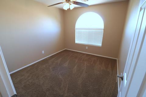 3025 E Blackhawk Dr, Phoenix, AZ 85050 photo 25