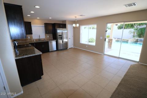 3025 E Blackhawk Dr, Phoenix, AZ 85050 photo 8