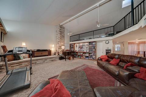 1125 E Dolphin Cir, Mesa, AZ 85204 photo 9