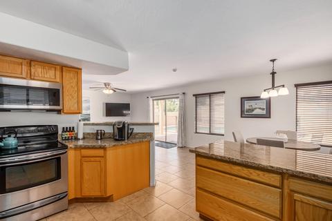1130 E Irma Ln, Phoenix, AZ 85024 photo 13