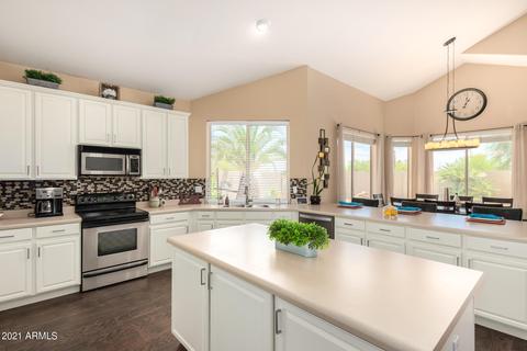 9357 E Princess Dr, Mesa, AZ 85207 photo 3
