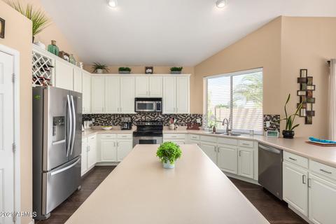 9357 E Princess Dr, Mesa, AZ 85207 photo 4