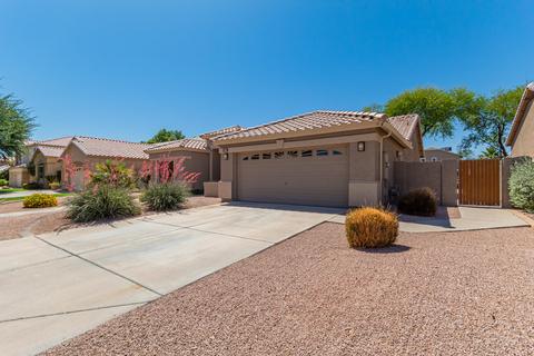 715 W Estrella Dr, Gilbert, AZ 85233 photo 2