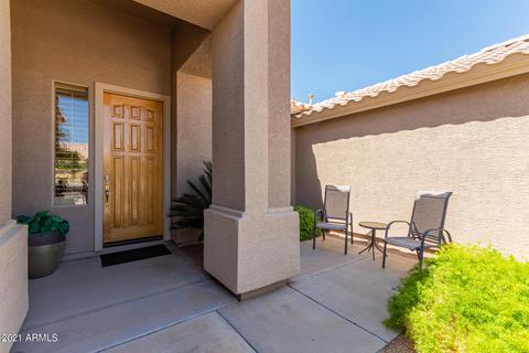 715 W Estrella Dr, Gilbert, AZ 85233 photo 4