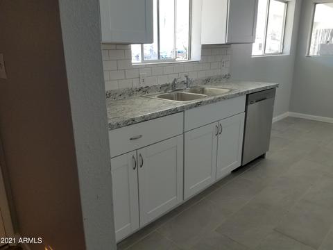 7334 N 23rd Dr, Phoenix, AZ 85021 photo 5
