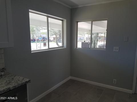 7334 N 23rd Dr, Phoenix, AZ 85021 photo 10