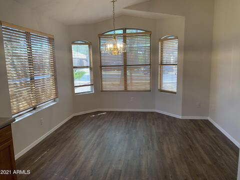 2284 E Pinto Dr, Gilbert, AZ 85296 photo 3