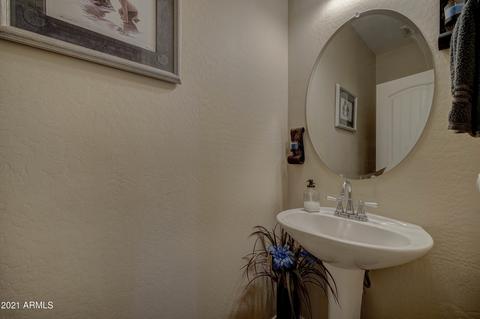 2727 E Donner Dr, Phoenix, AZ 85042 photo 14