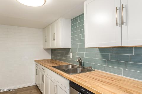 1014 E Diamond Dr, Tempe, AZ 85283 photo 8