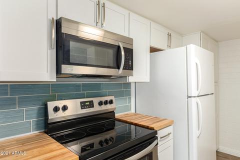 1014 E Diamond Dr, Tempe, AZ 85283 photo 9