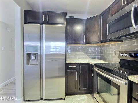 1025 E Highland Ave #36, Phoenix, AZ 85014 photo 6