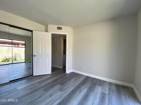 1025 E Highland Ave #36, Phoenix, AZ 85014 photo 7