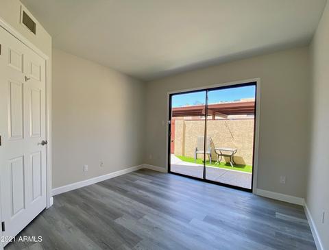 1025 E Highland Ave #36, Phoenix, AZ 85014 photo 8