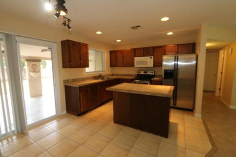 3325 E Helena Dr, Phoenix, AZ 85032 photo 7
