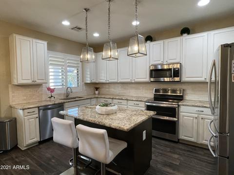 11338 E Starfire Cir, Mesa, AZ 85212 photo 3