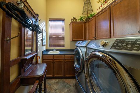 8044 E Teton Cir, Mesa, AZ 85207 photo 30