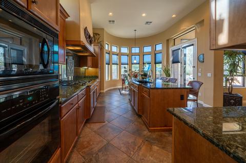 8044 E Teton Cir, Mesa, AZ 85207 photo 20